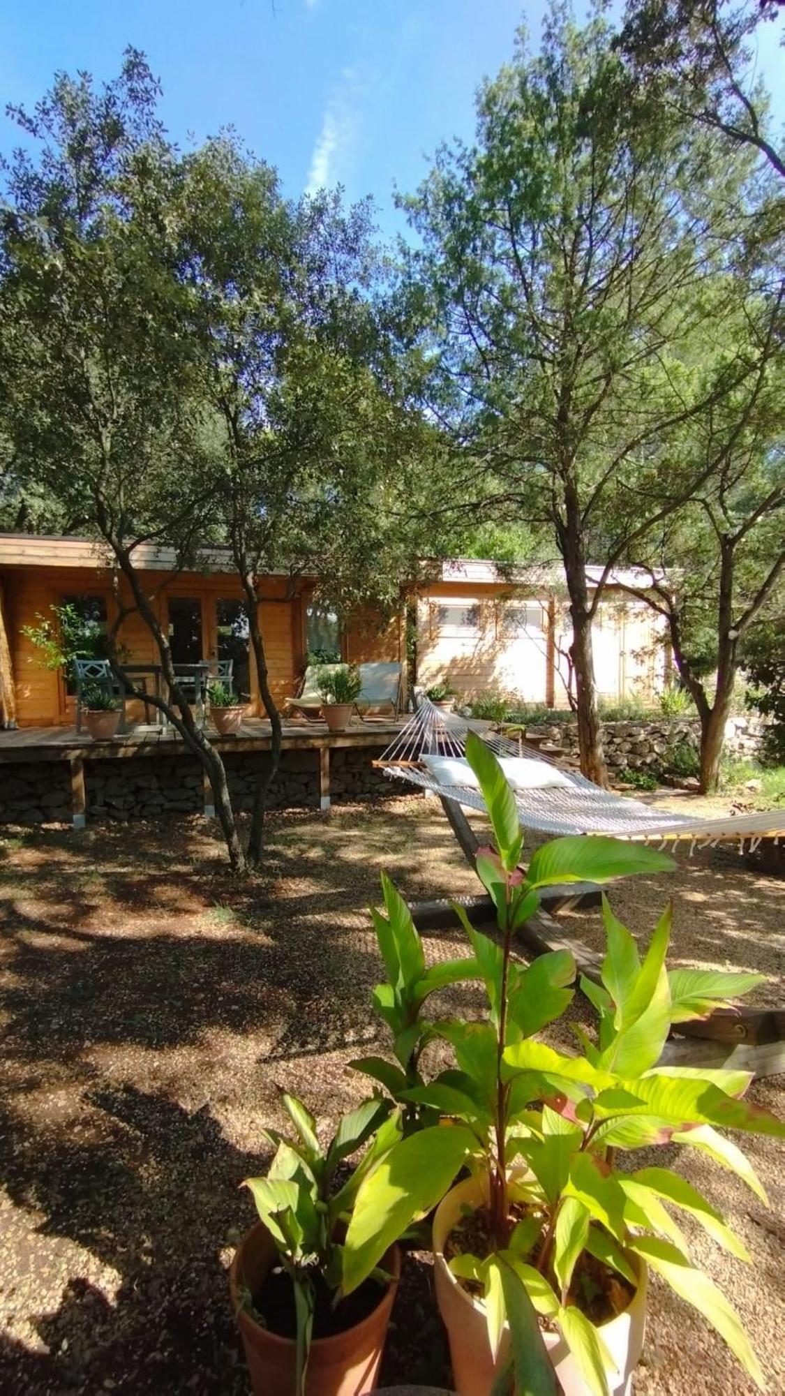 Bed and Breakfast La Bergerie Des Colles Entrecasteaux Экстерьер фото