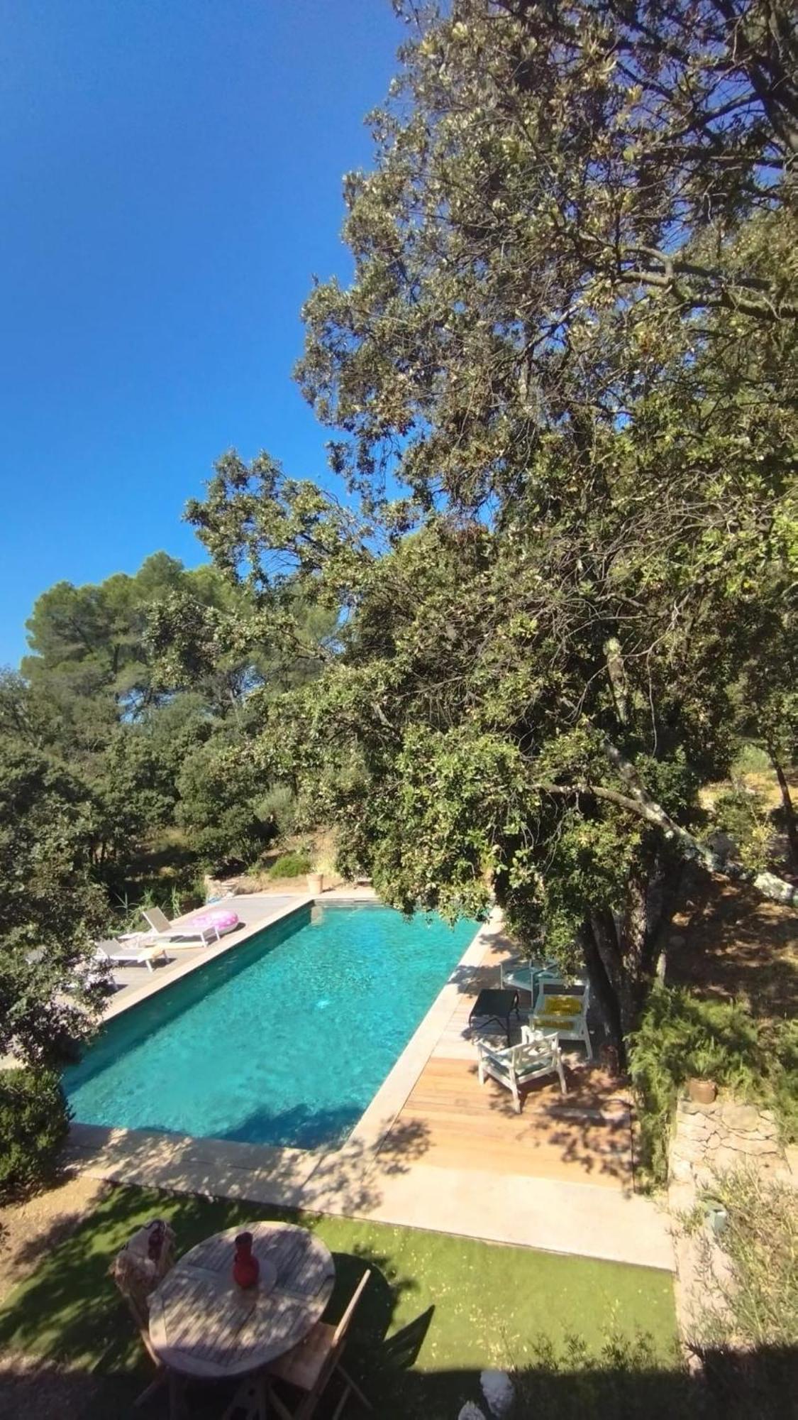 Bed and Breakfast La Bergerie Des Colles Entrecasteaux Экстерьер фото