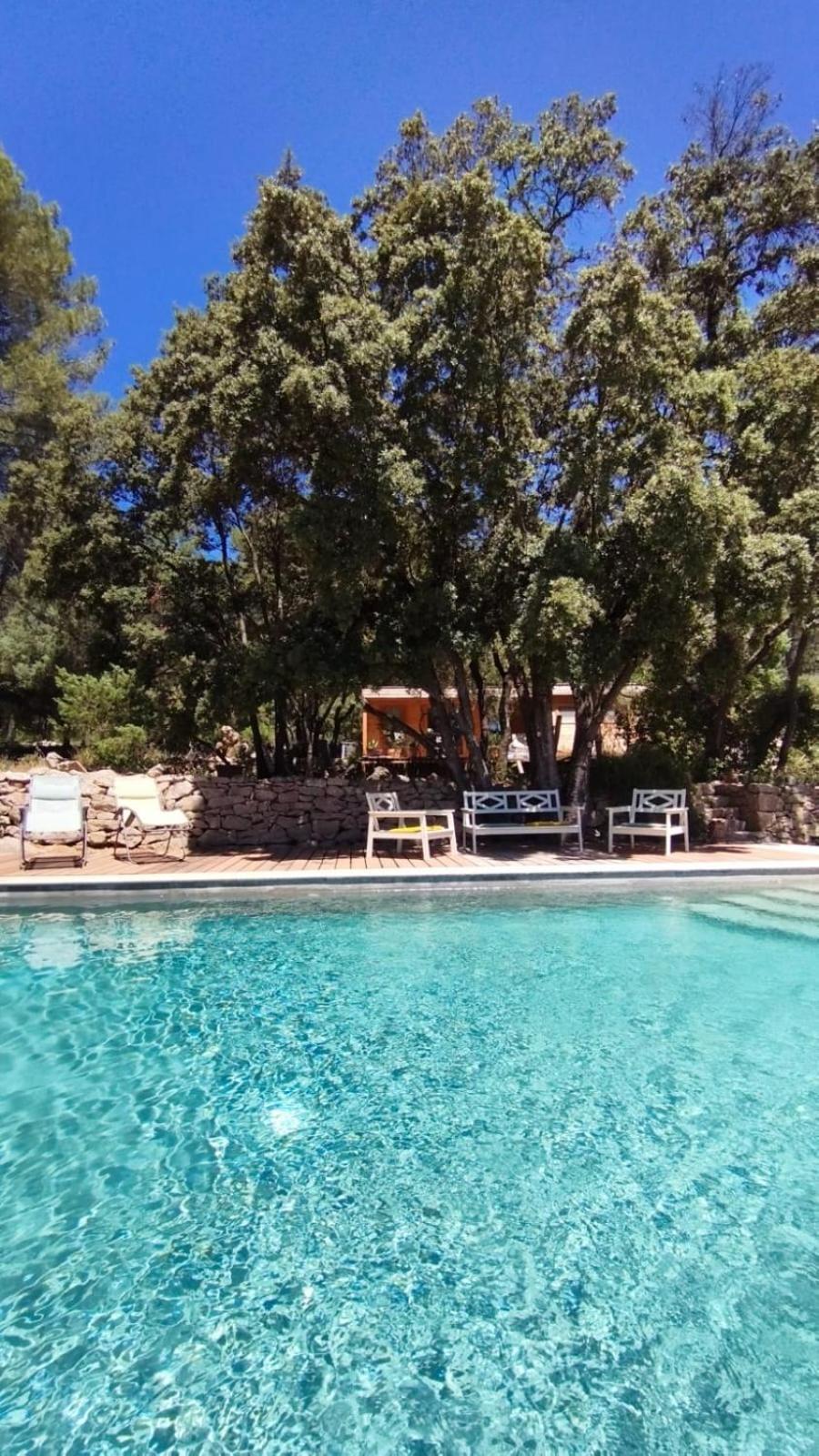 Bed and Breakfast La Bergerie Des Colles Entrecasteaux Экстерьер фото