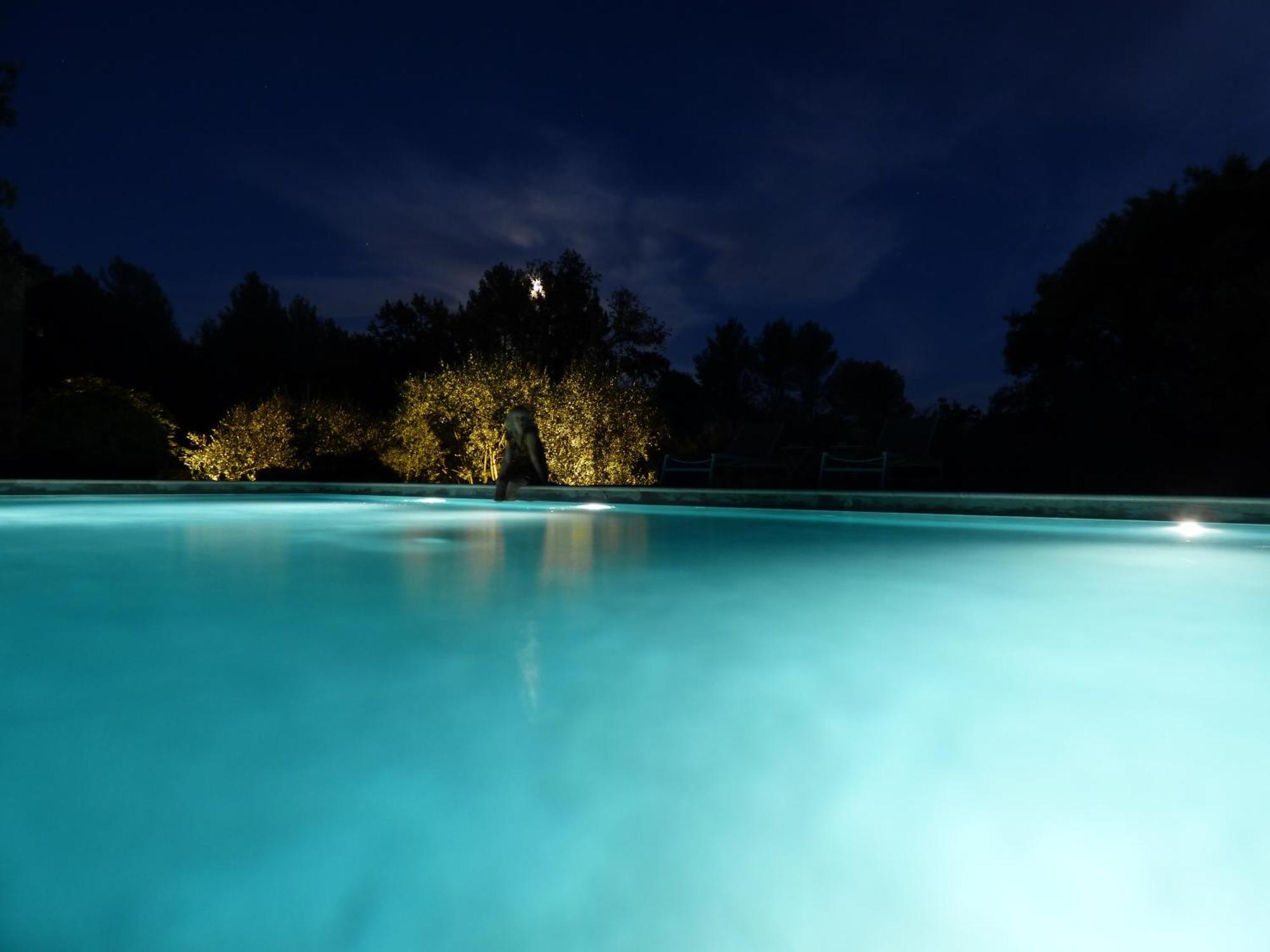Bed and Breakfast La Bergerie Des Colles Entrecasteaux Экстерьер фото